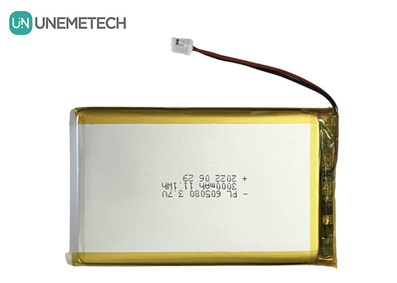 3.7V 3000mAh リチャージ可能なリチウムイオン電池 605080 電子機器用PCBとワイヤ接続器