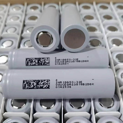 INR18650-32E 3200mAh 18650 バッテリー 10A 1000サイクル 3.7V 円筒型リチウムイオン 18650 バッテリー