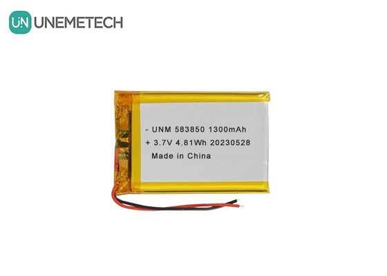 3.7V 1300mAh 電子製品の標準リチウムイオンポリマーバッテリー 583850